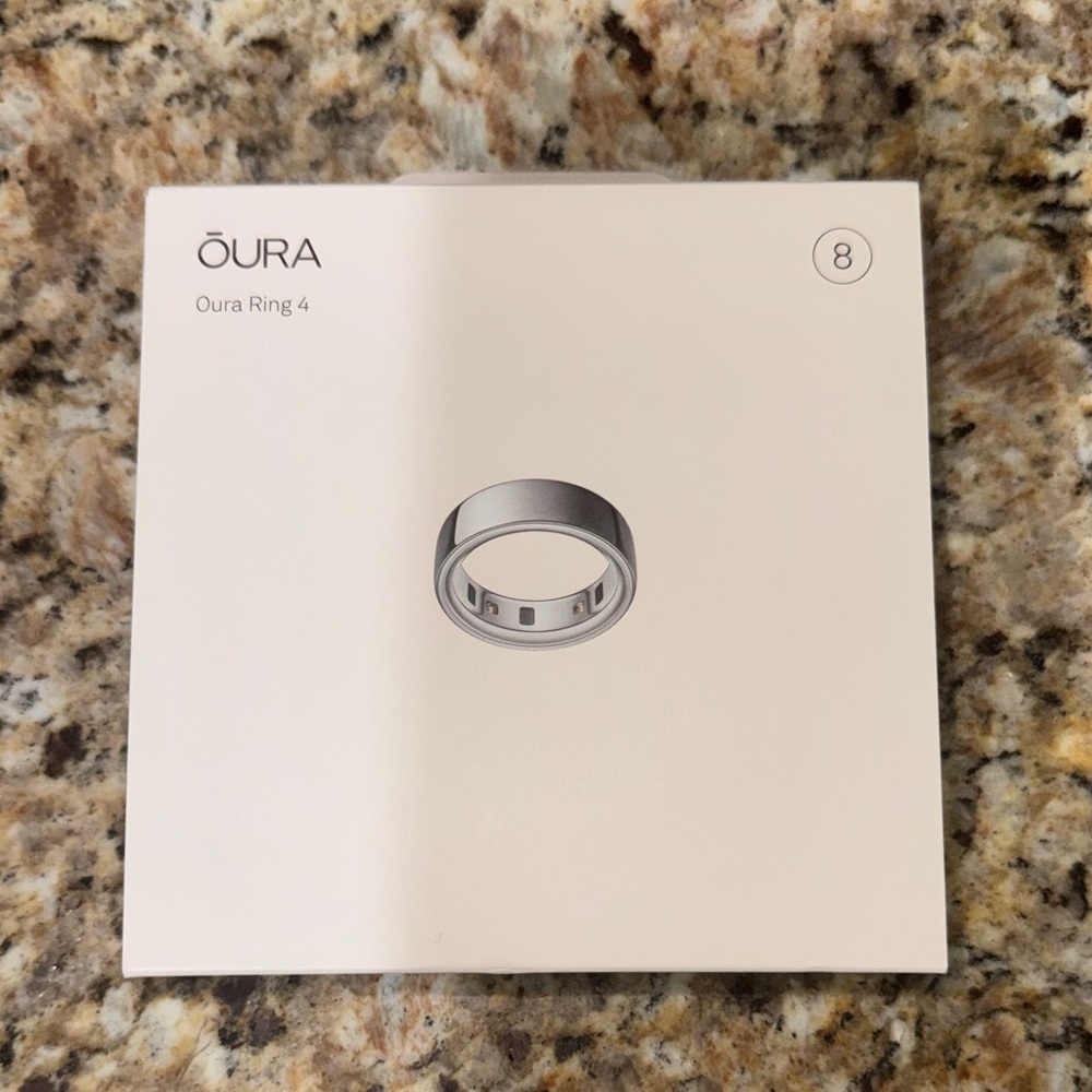 Oura Ring 4 Silver Size 8